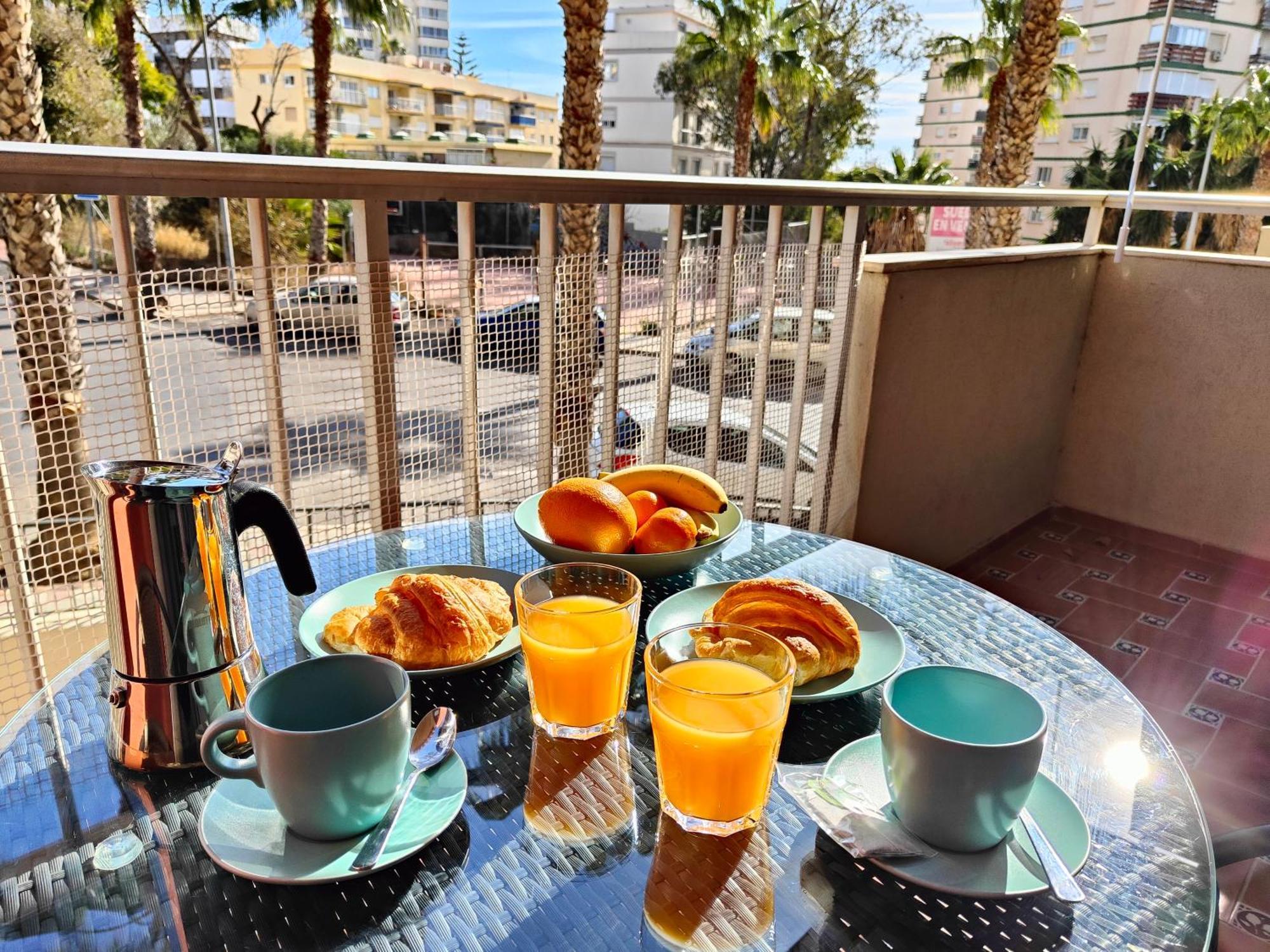 Apartamento Entero, Enormes Piscinas, Terraza Y Playa Benalmádena Exteriér fotografie