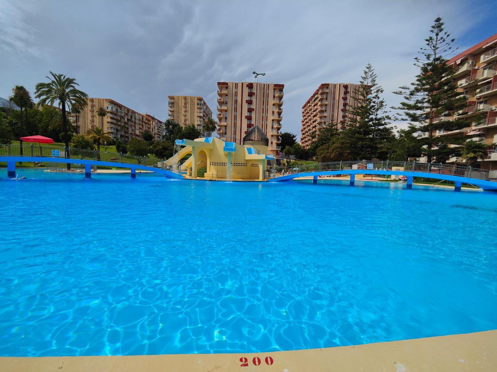Apartamento Entero, Enormes Piscinas, Terraza Y Playa Benalmádena Exteriér fotografie